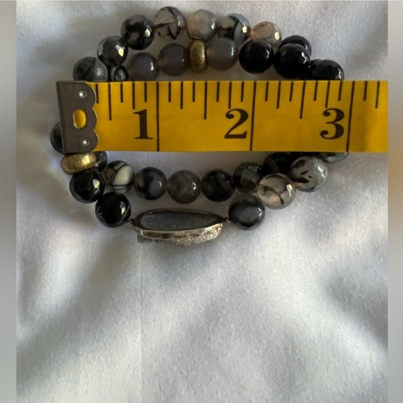 Silpada “Ode to Geode” Stretch bracelet. - Picture 3 of 3